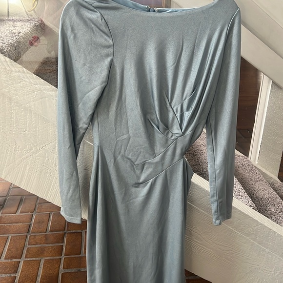 Ralph Lauren Black Label Dresses & Skirts - Ralph Lauren body- con sample slinky dress Size 2